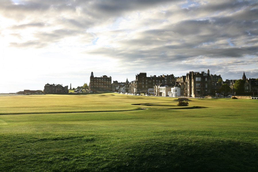 ¿Quieres reservar tu salida en el Old Course?'